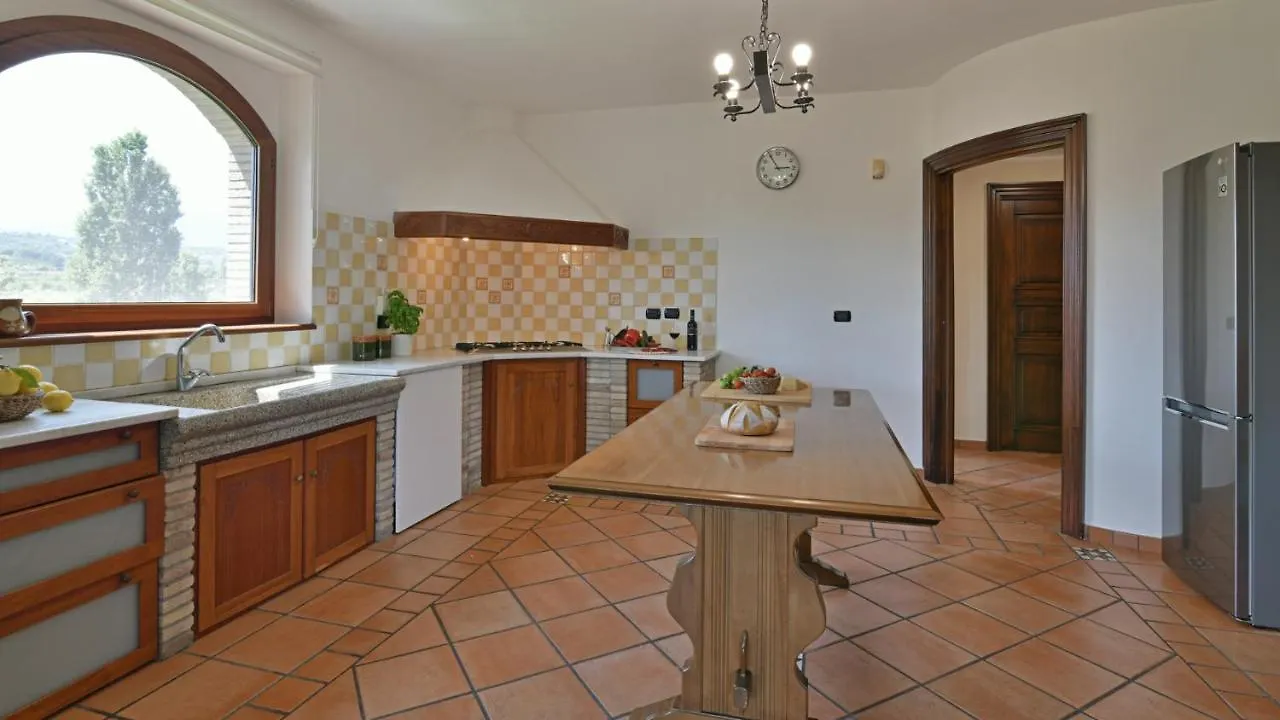 Villa Biddizza 10, Emma Villas Acireale