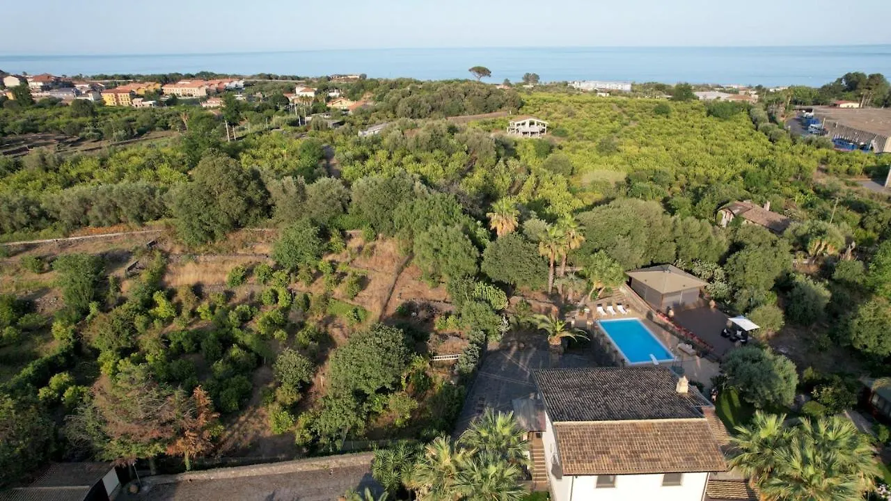 Villa Biddizza 10, Emma Villas Acireale