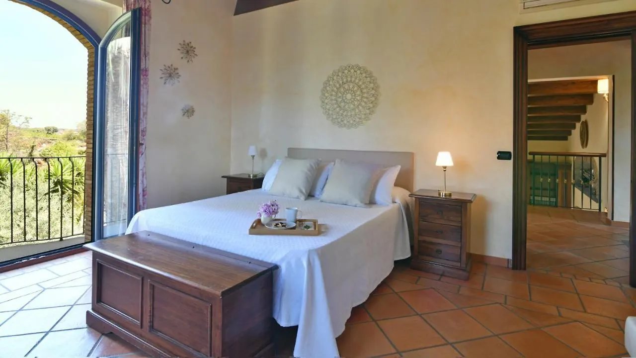 Villa Biddizza 10, Emma Villas Acireale Italy