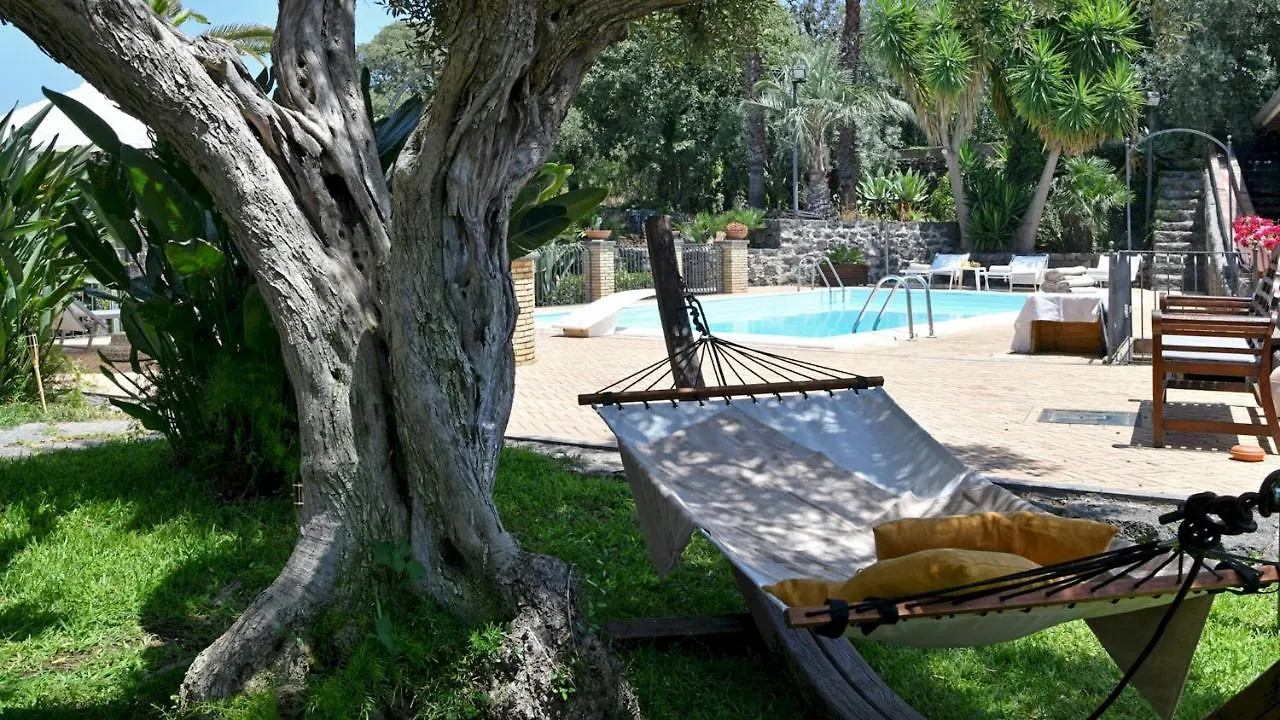 Villa Biddizza 10, Emma Villas Acireale Italy