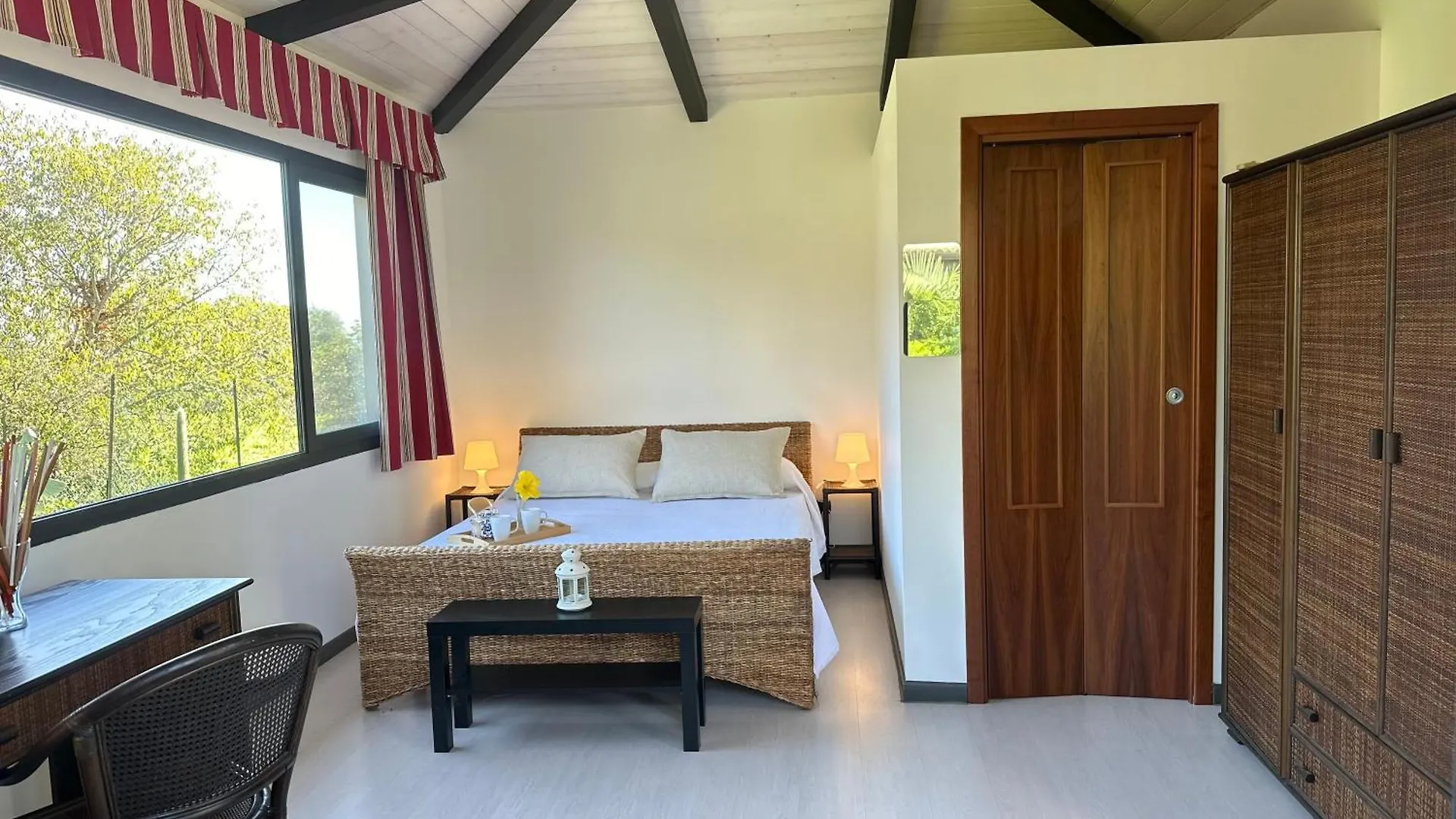 Villa Biddizza 10, Emma Villas Acireale